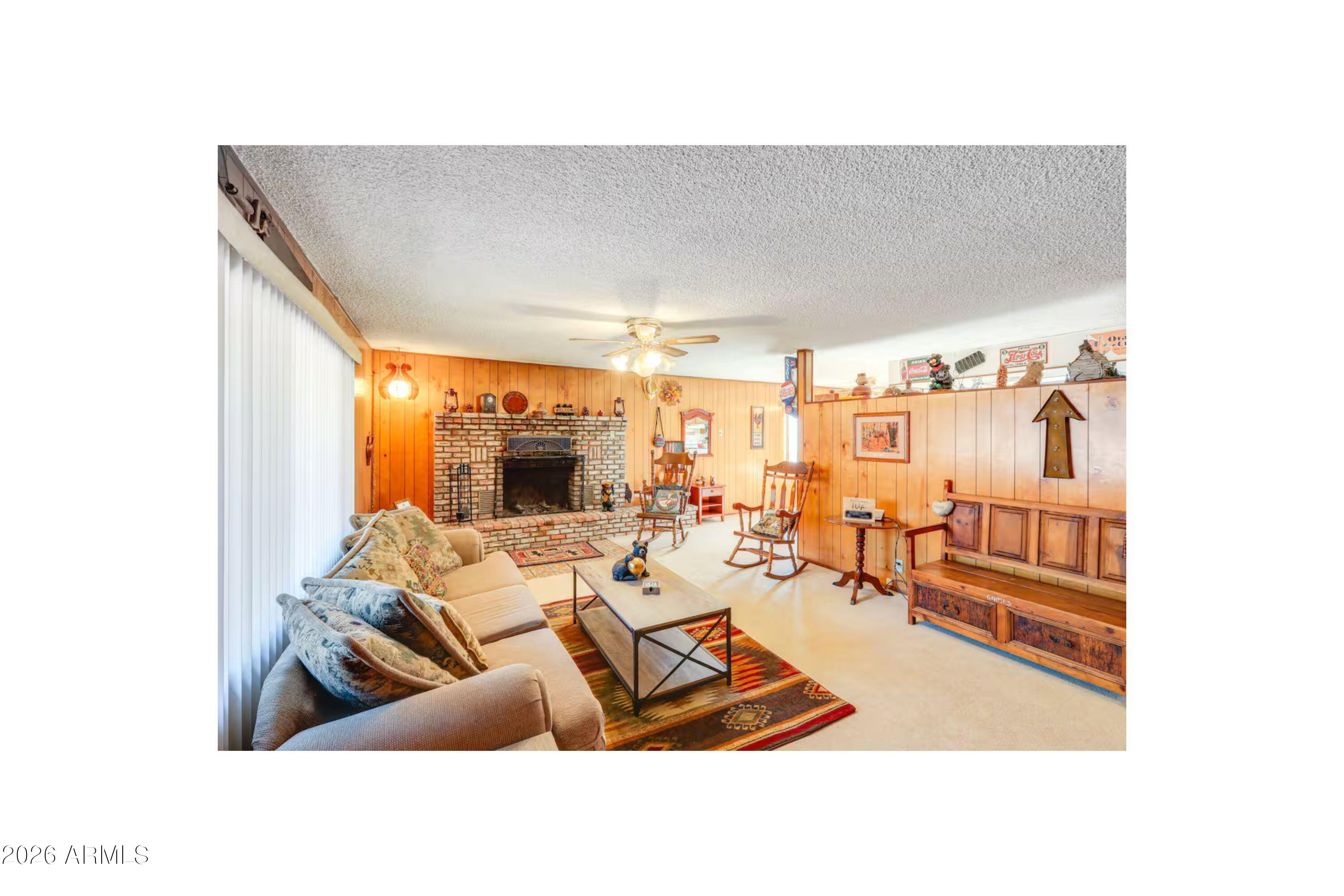 429 W STANDAGE Drive
