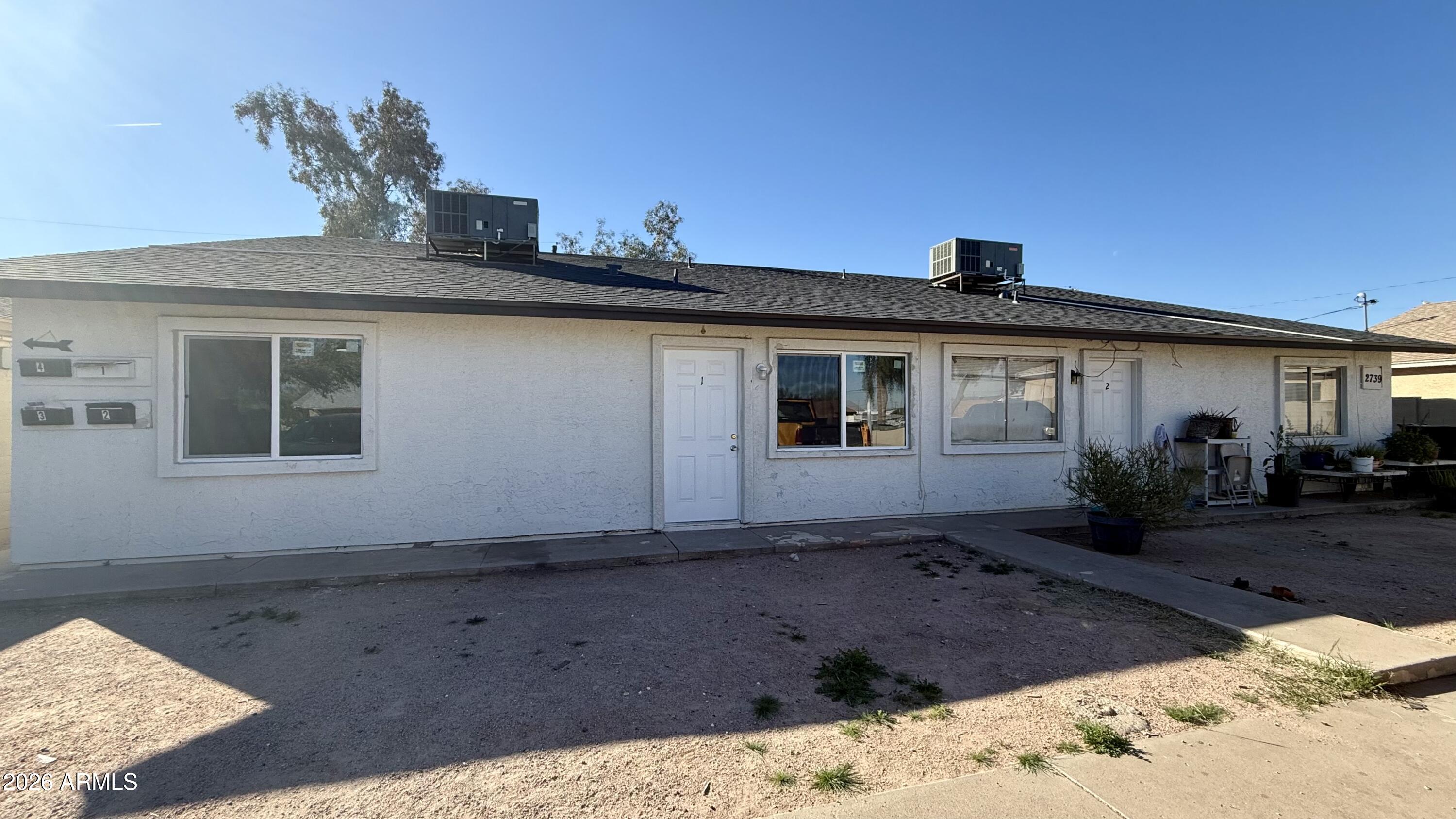 2739 E TAMARISK Avenue 1