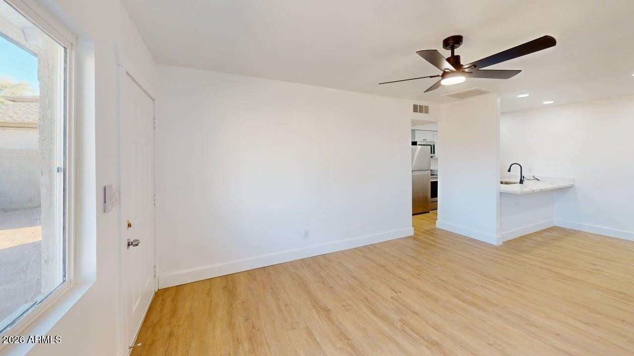 2739 E Tamarisk Avenue Apt 1