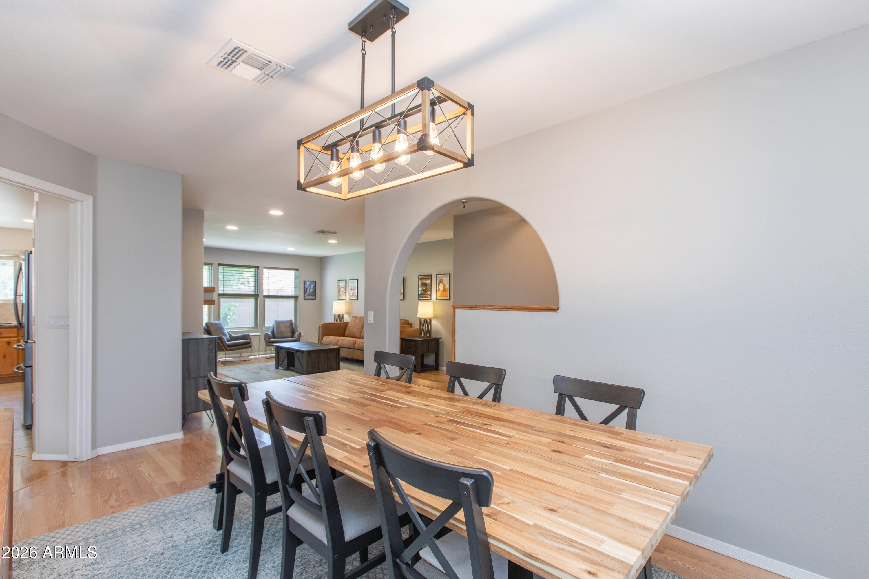 651 N COBBLESTONE Street