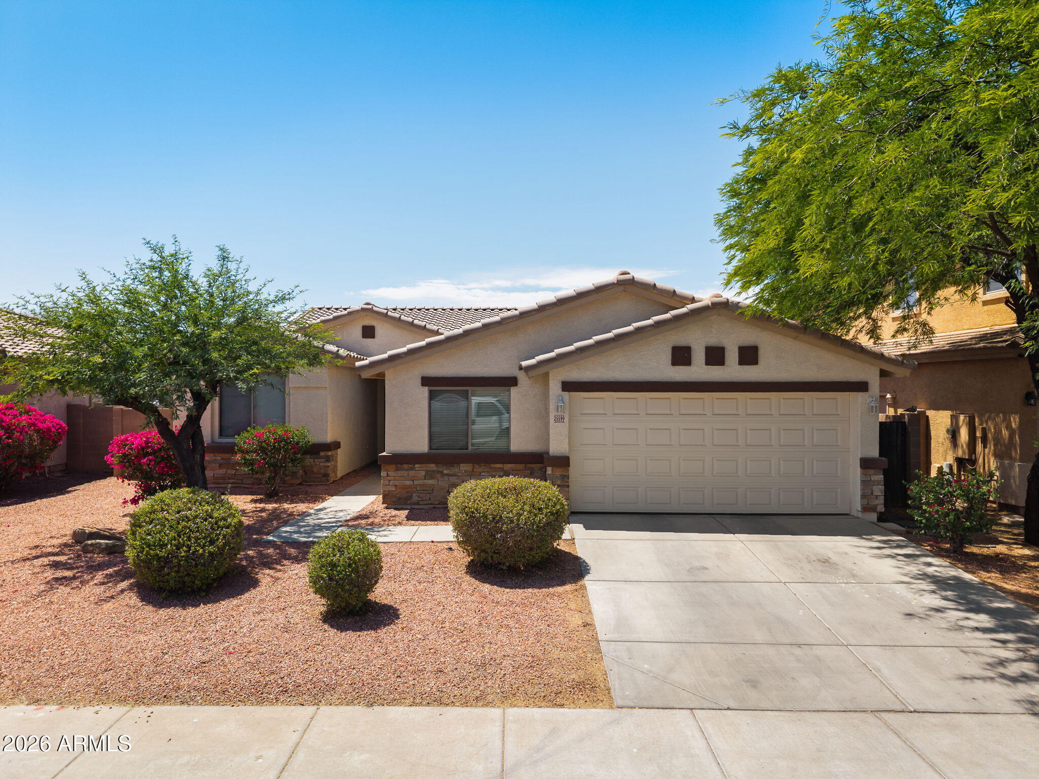 25599 W Saint Catherine Avenue