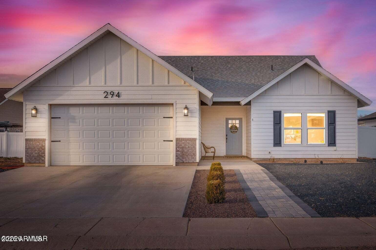 294 E FIRST BASE Lane