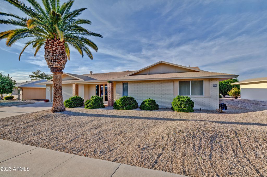 Photo of 10122 W Willowcreek Circle, Sun City, AZ 85373 (MLS # 6990136)