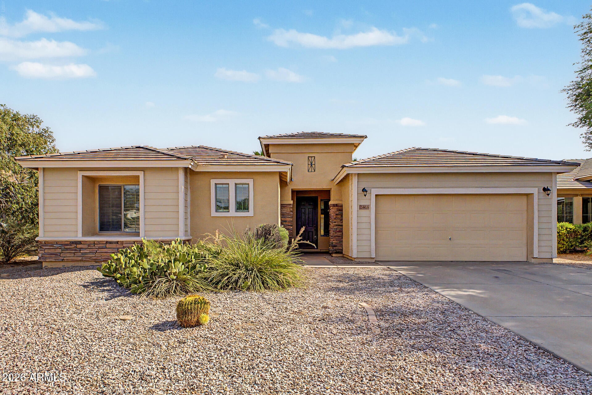 2465 W QUICK DRAW Way