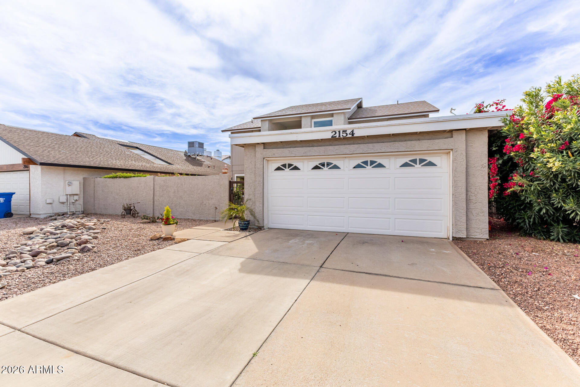 2154 S LAS PALMAS --
