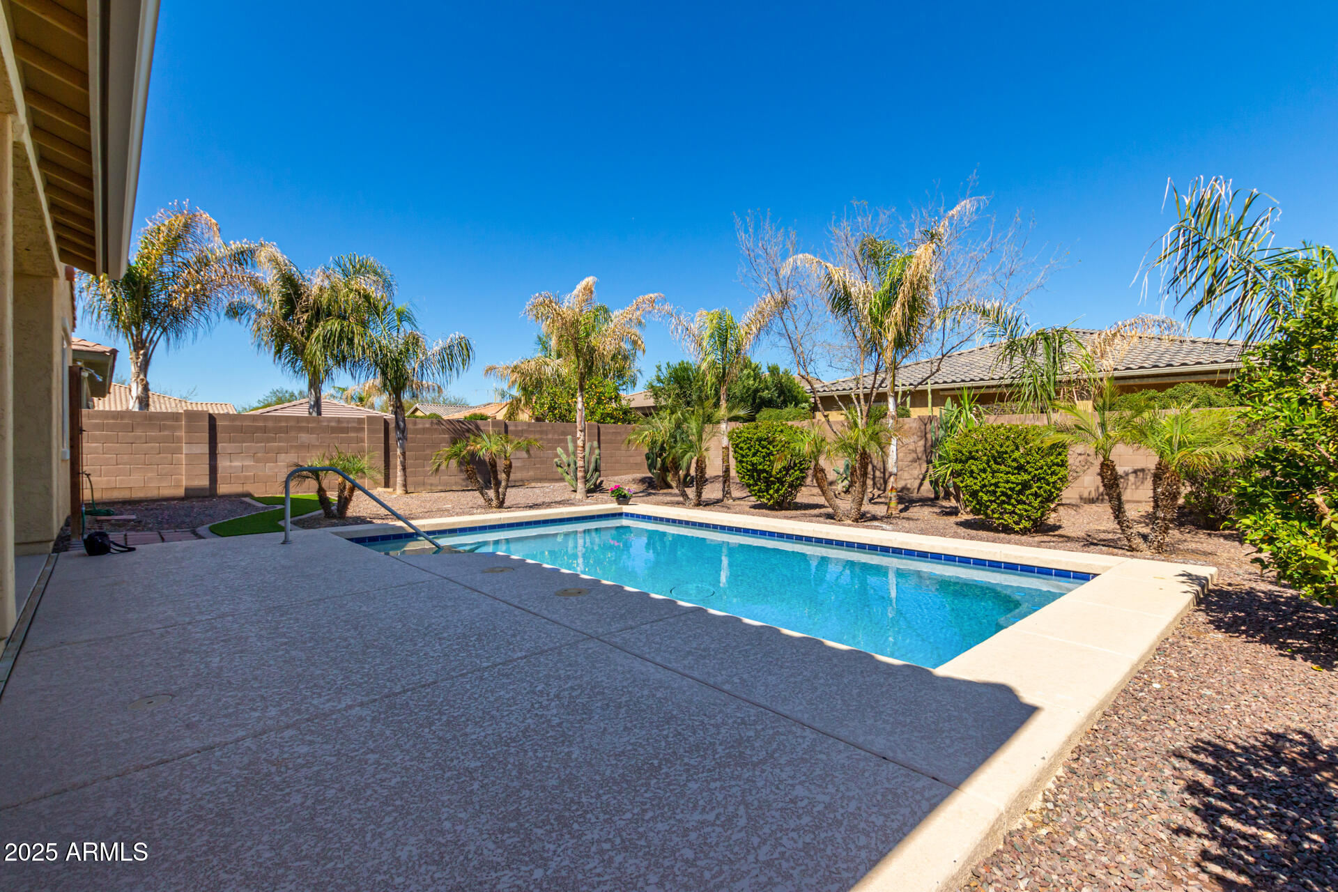 3082 E JADE Court