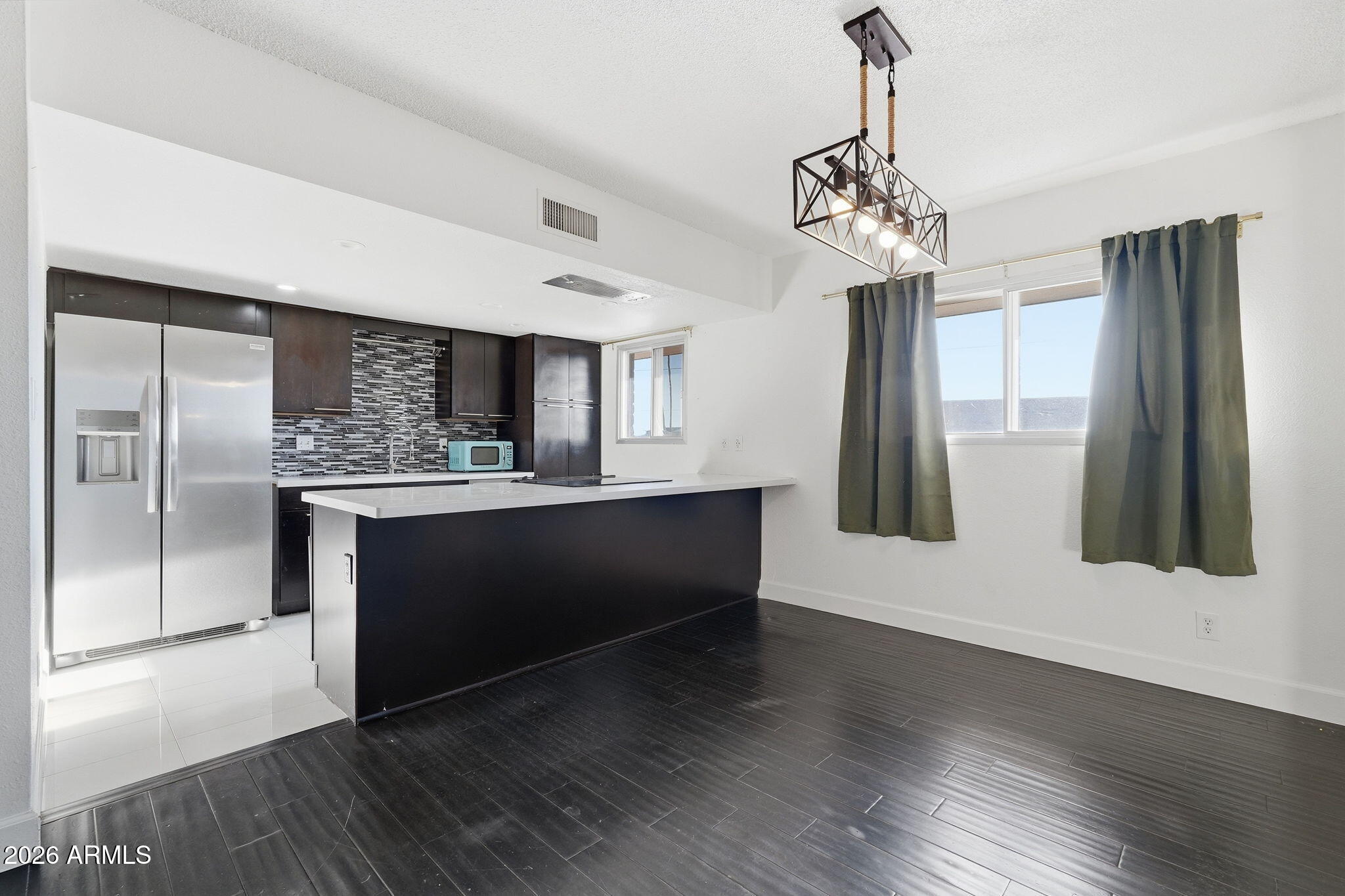 1901 E Missouri Avenue 204