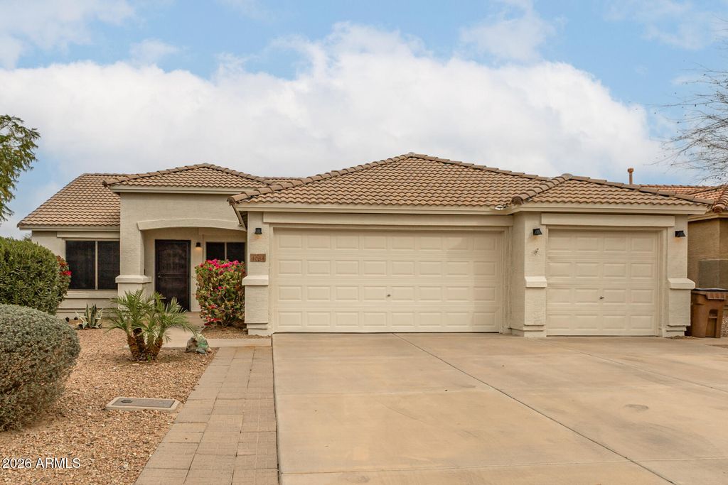 Photo of 4084 E Brighton Way, San Tan Valley, AZ 85140 (MLS # 6980886)