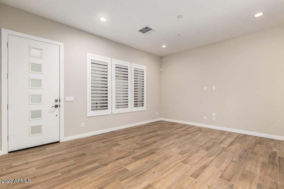8340 E McDonald Drive Unit 1002