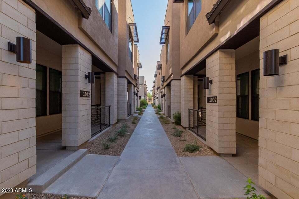 8340 E McDonald Drive Unit 1002