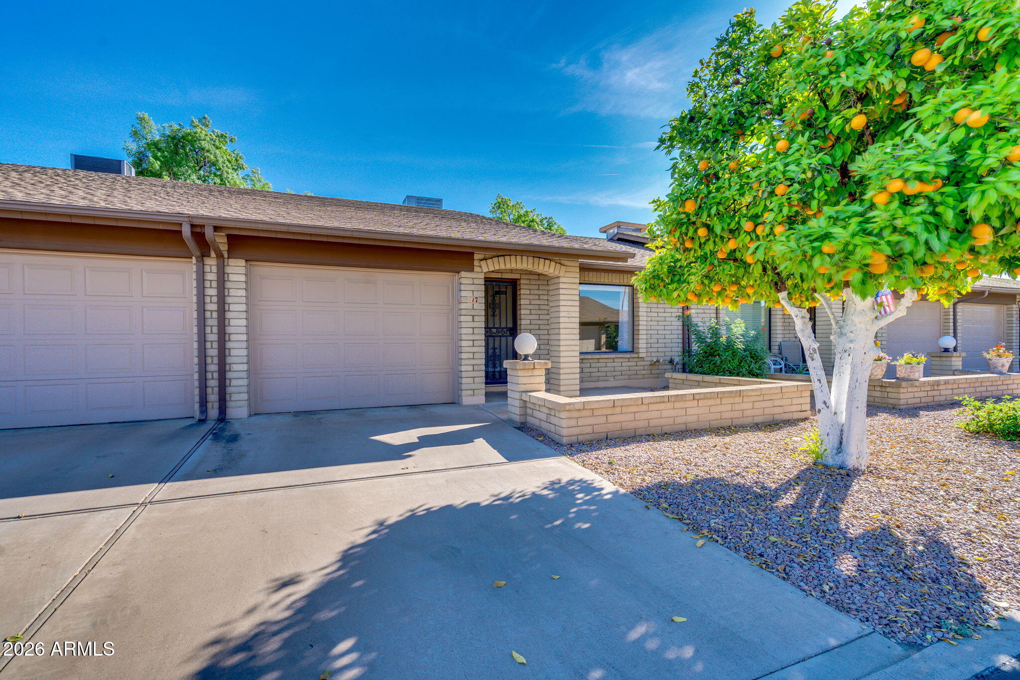 520 S GREENFIELD Road 17