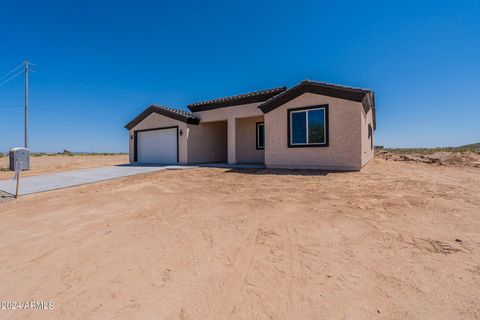 A home in Tonopah