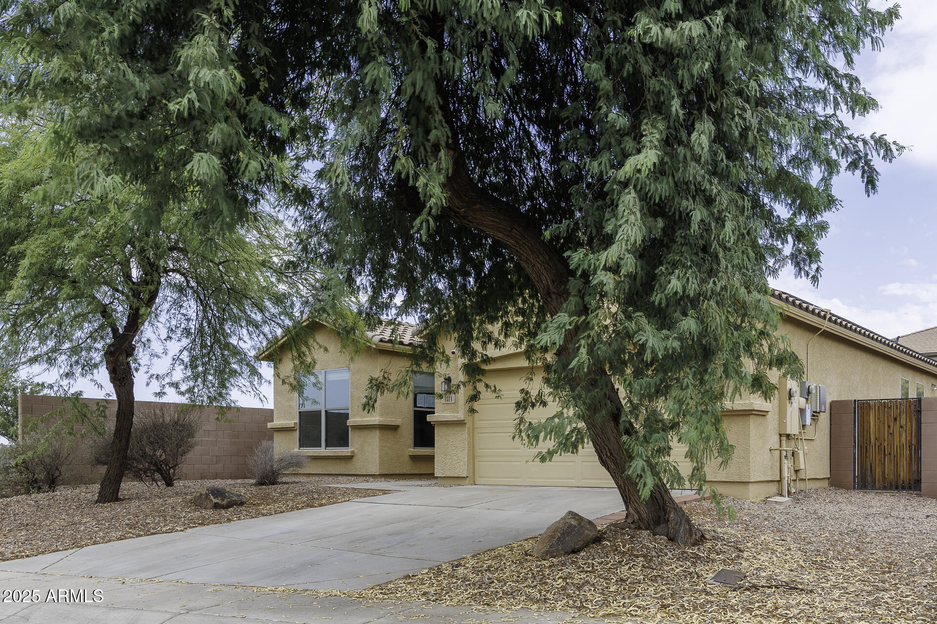 1314 E BRENT Court