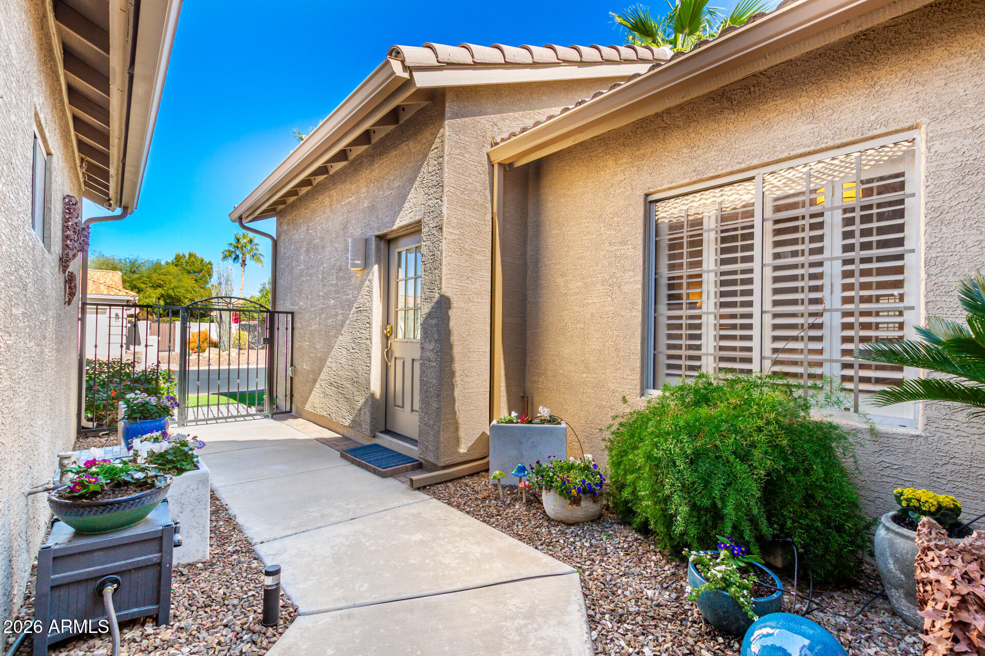 9601 E SUNRIDGE Drive