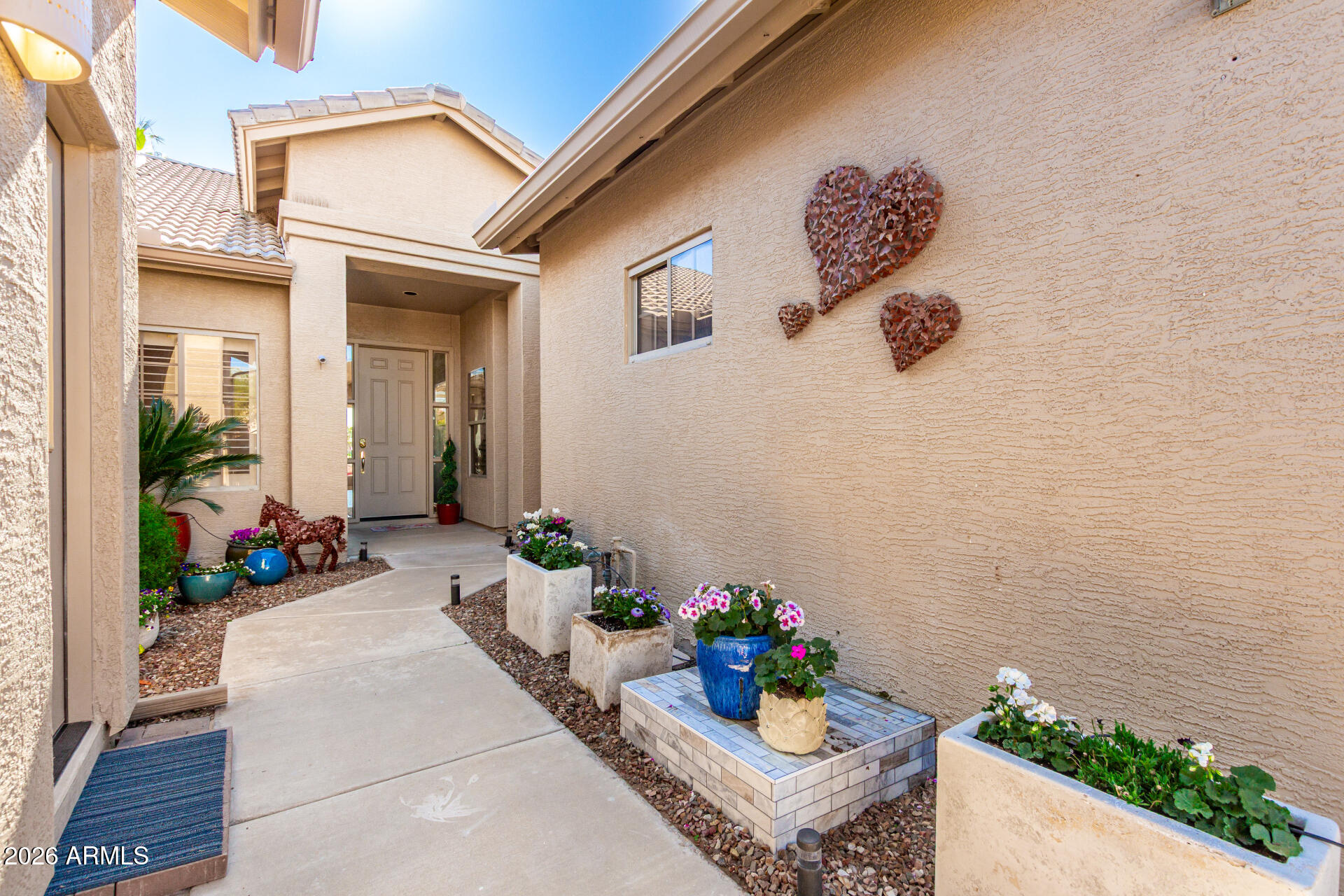 9601 E SUNRIDGE Drive