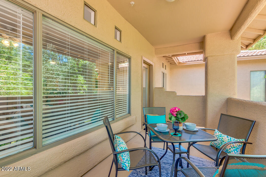 1351 N PLEASANT Drive 2092