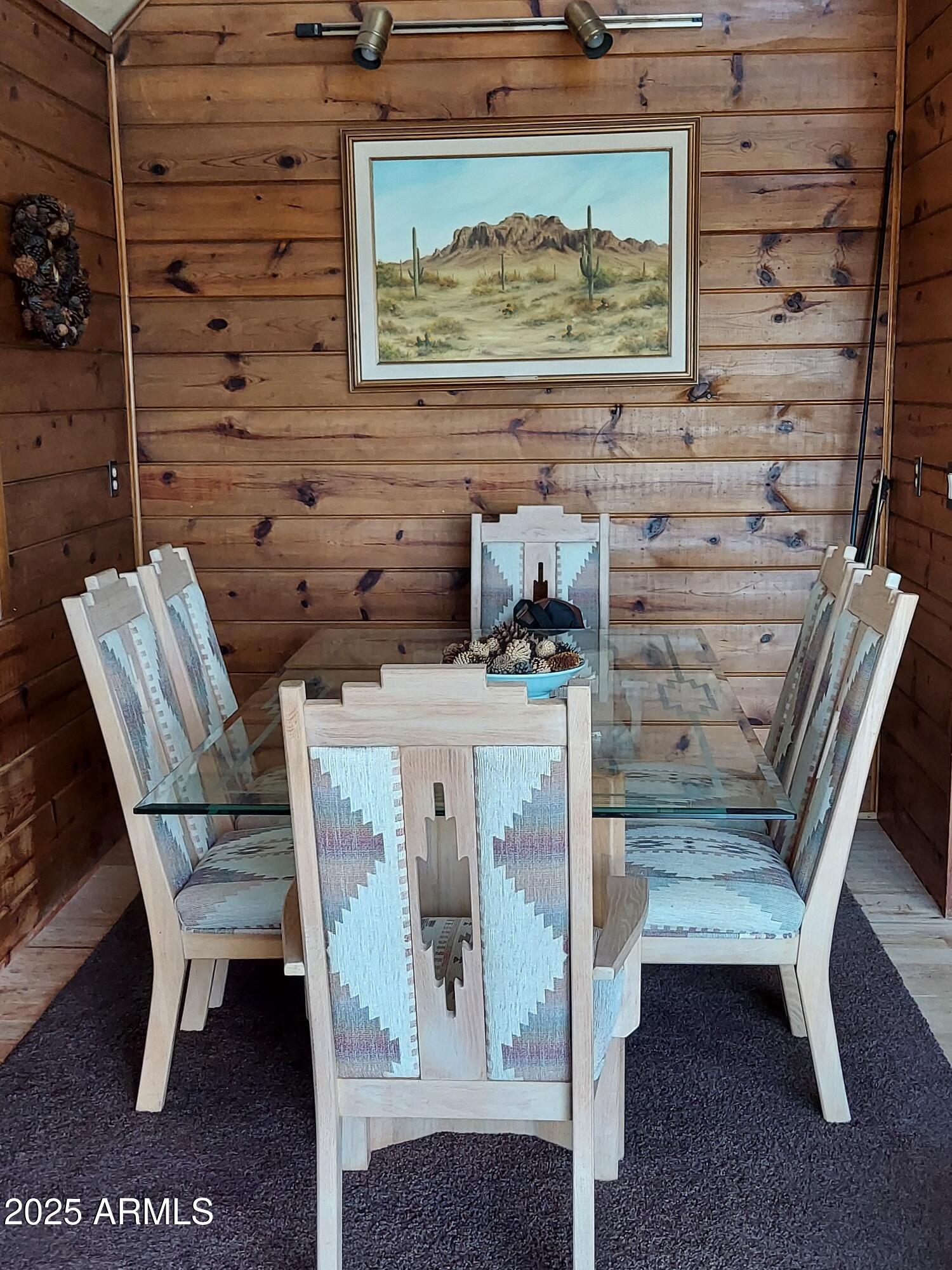 WHITE MOUNTAIN LAKES UNIT 17 - Residential
