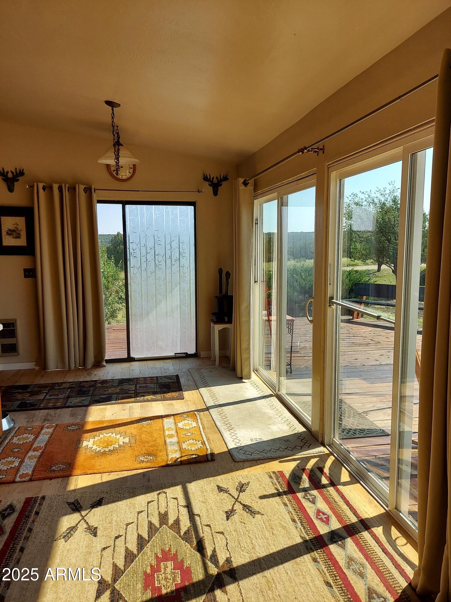 WHITE MOUNTAIN LAKES UNIT 17 - Residential