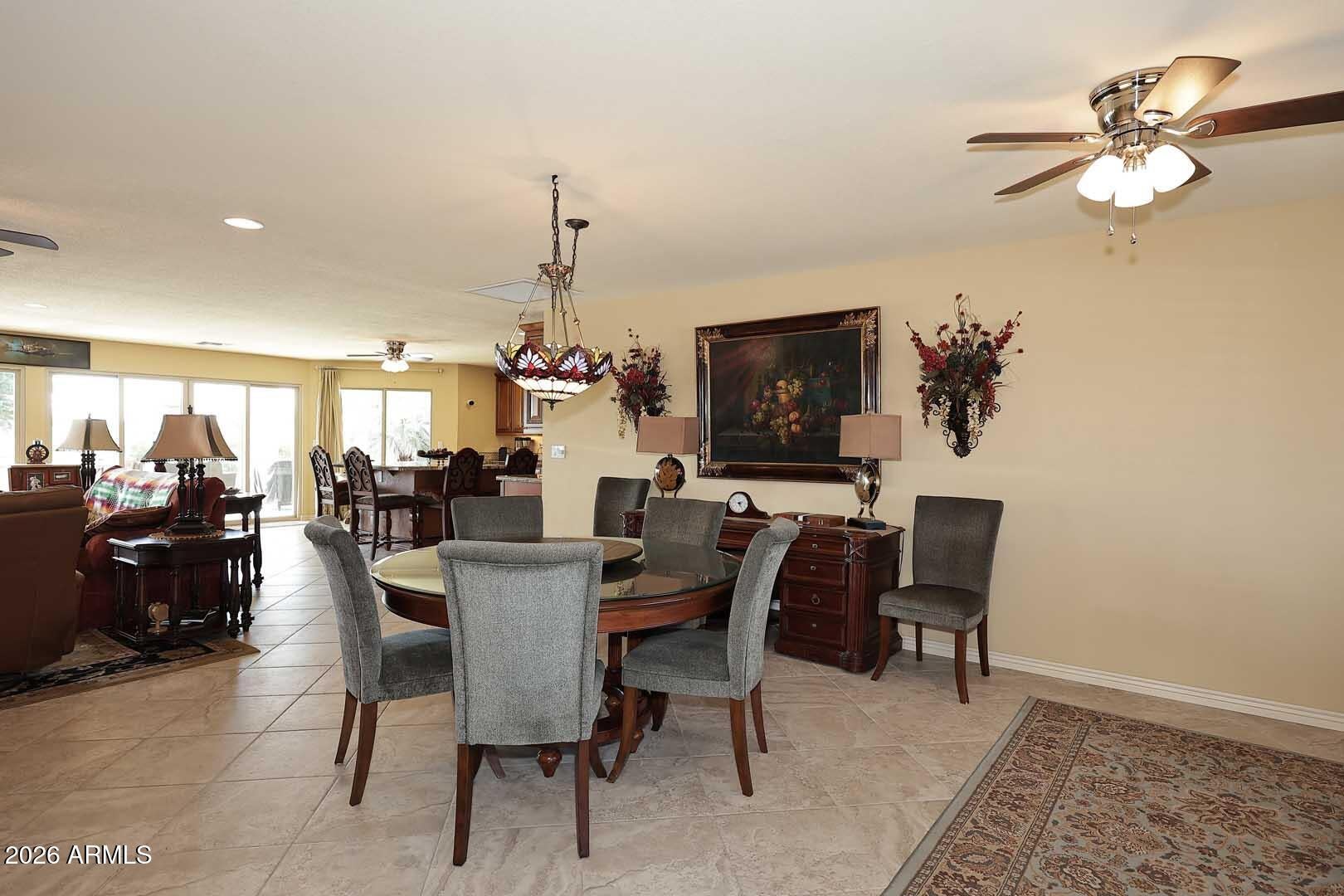 10805 W WILLOWBROOK Drive