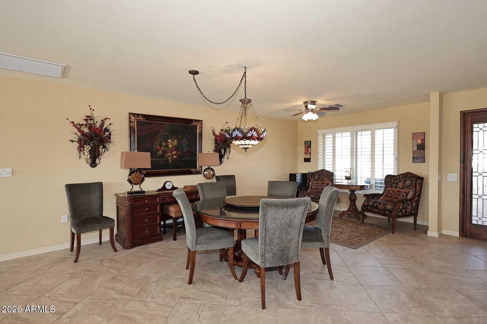 10805 W WILLOWBROOK Drive