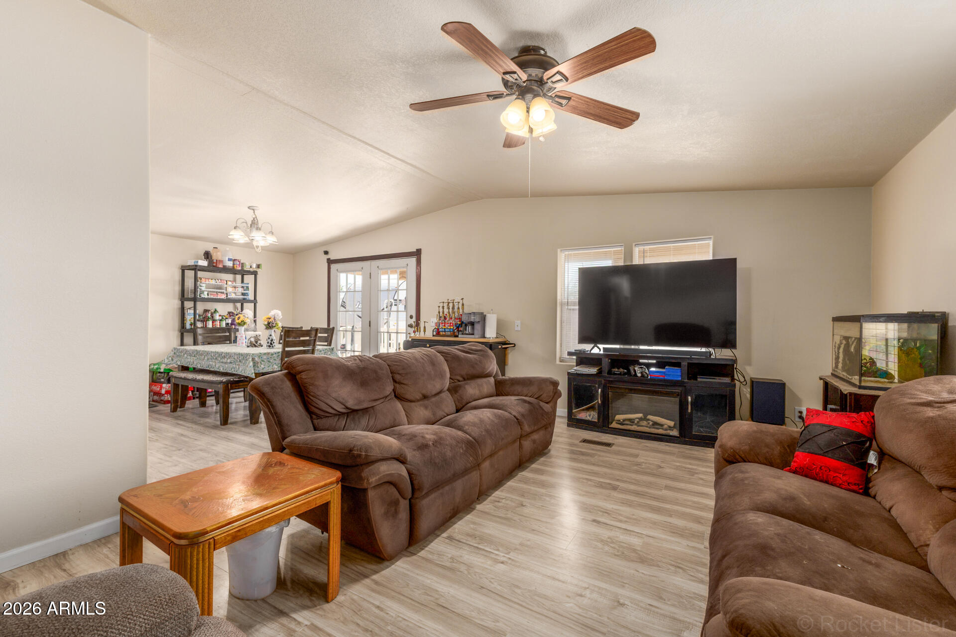 7613 E FLOSSMOOR Avenue