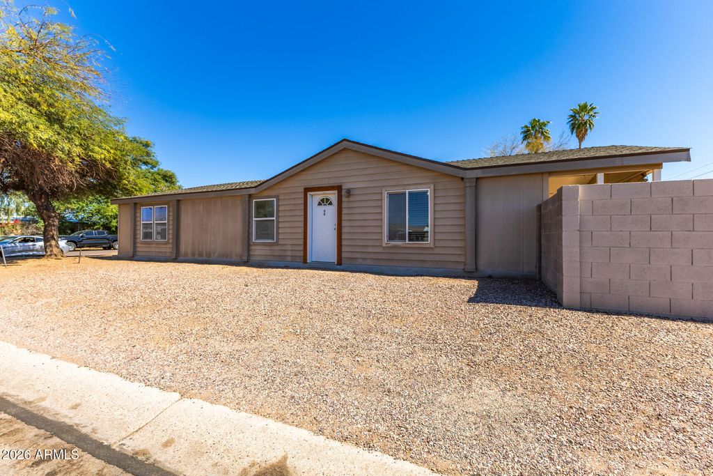 Photo of 7613 E Flossmoor Avenue, Mesa, AZ 85208 (MLS # 6998748)
