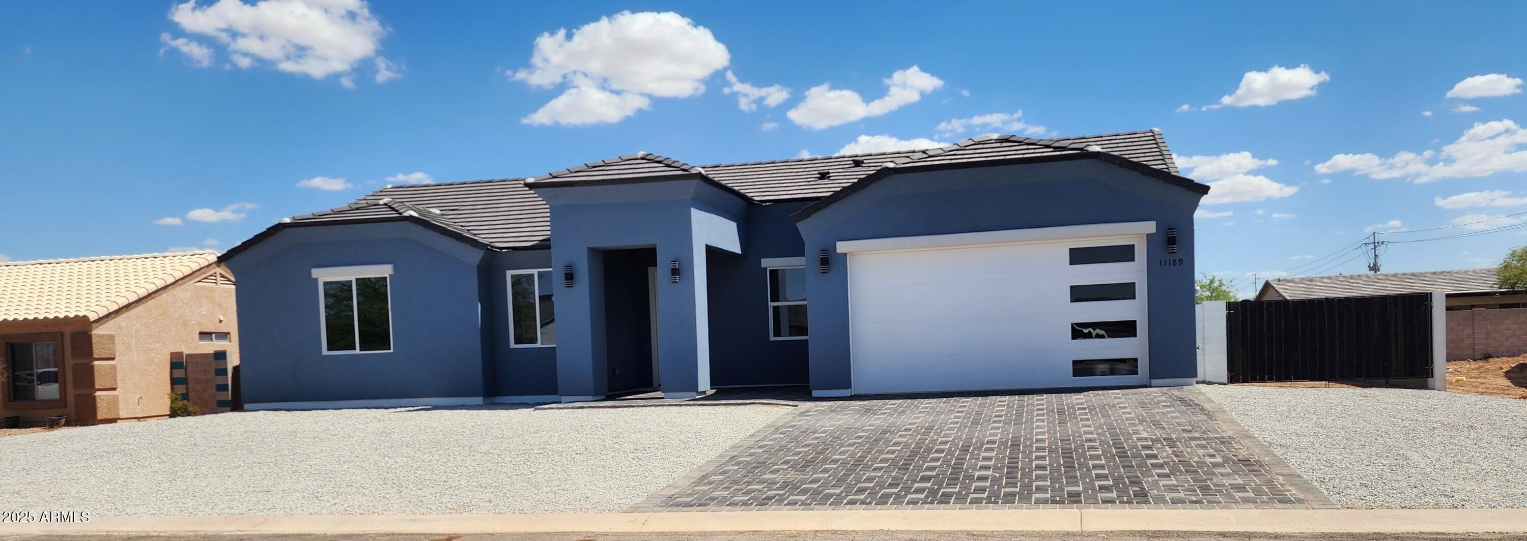 11189 W LOMA VISTA Drive