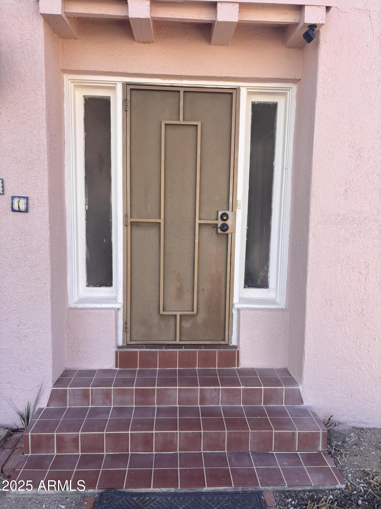 141 W LA MINA Avenue