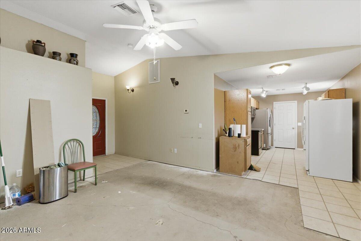 11201 W SAN JUAN Circle