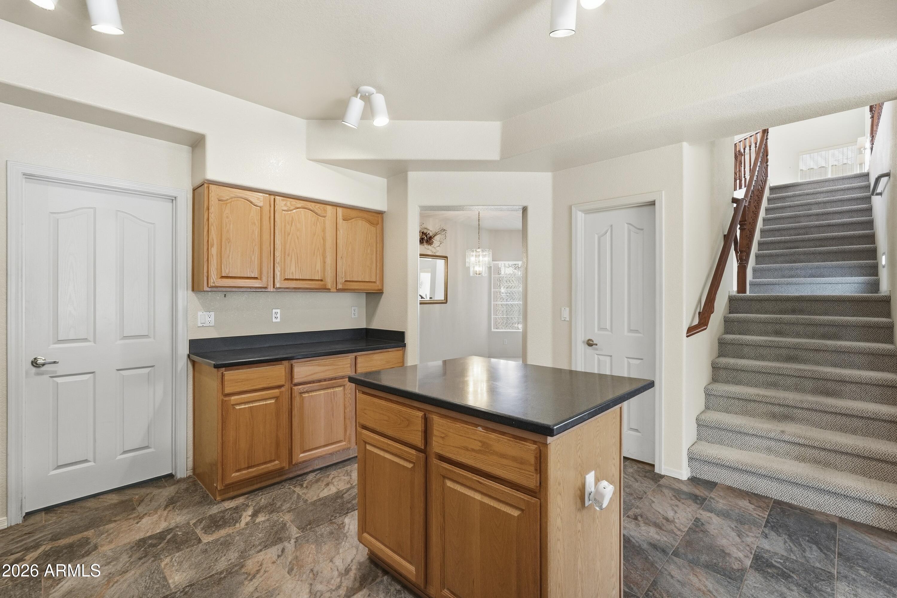 7349 W WILLOW Avenue