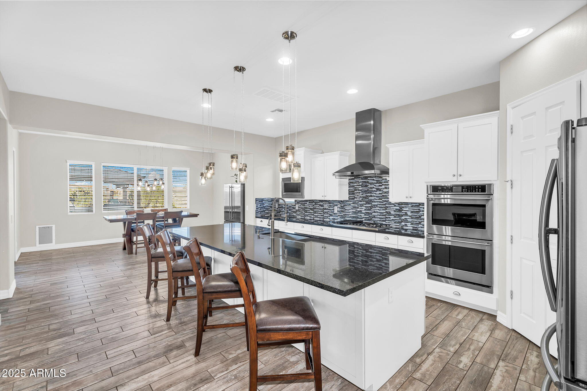 42161 N VIA CIENNA --
