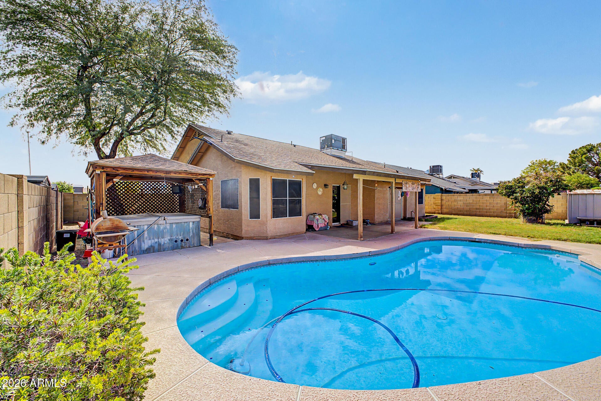 6234 N 88TH Lane