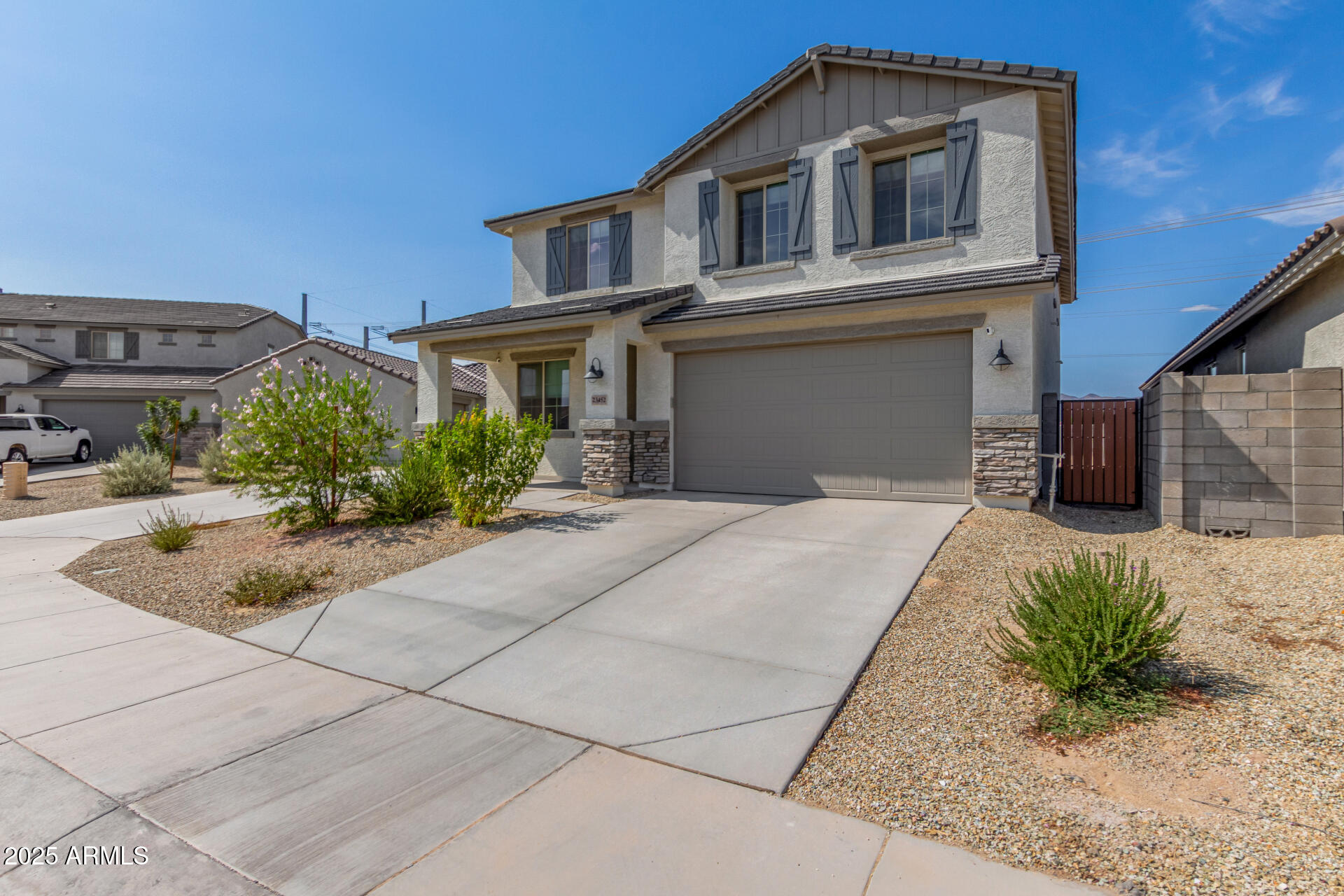 23452 W WINSLOW Avenue