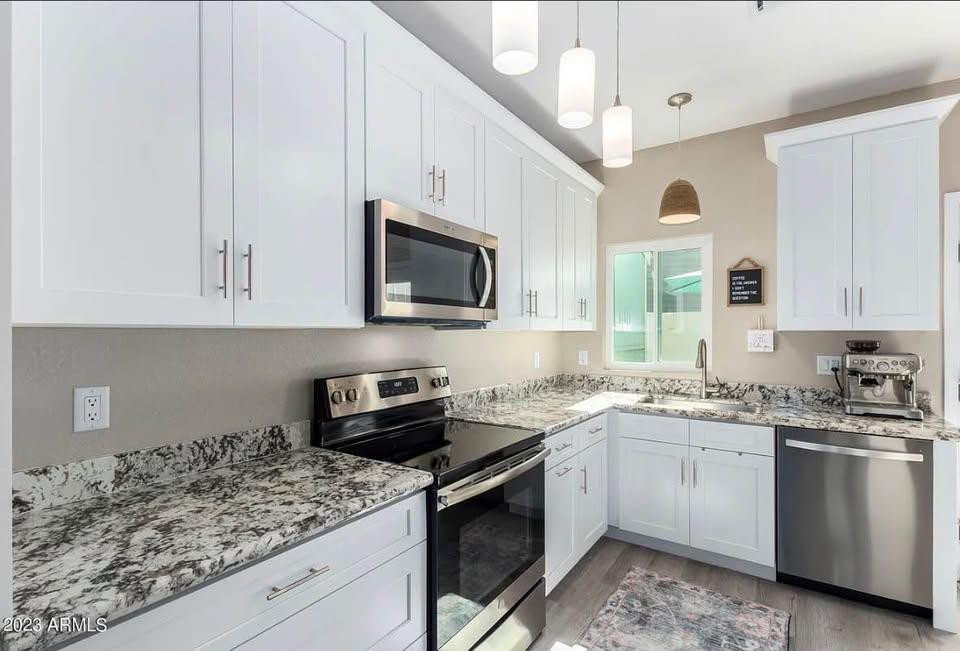 1600 N Saba Street 133