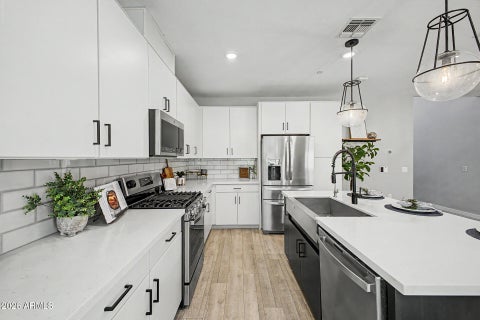 Property photo of 753 E Rojo Way 102, Gilbert, AZ 85297