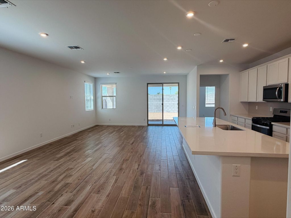 Photo of 7426 W Rose Lane, Glendale, AZ 85303 (MLS # 7017106)