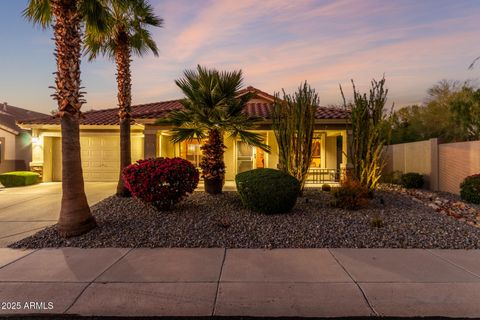 2302 W HEDGEHOG Place Phoenix AZ 85085