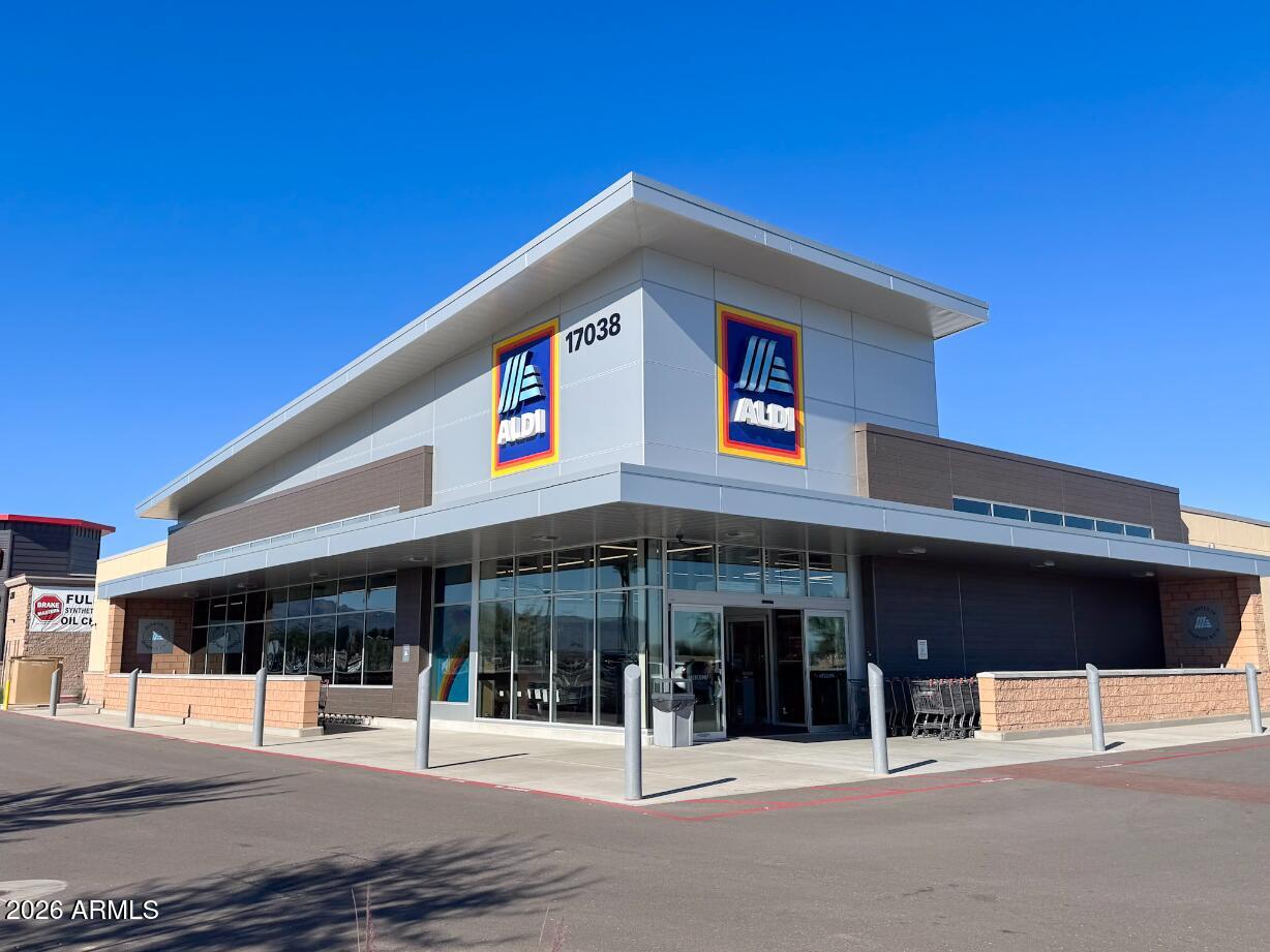 20587 N SARATOGA Way