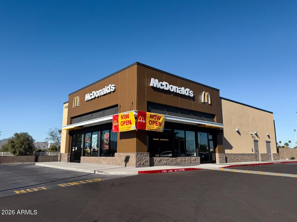 20587 N SARATOGA Way