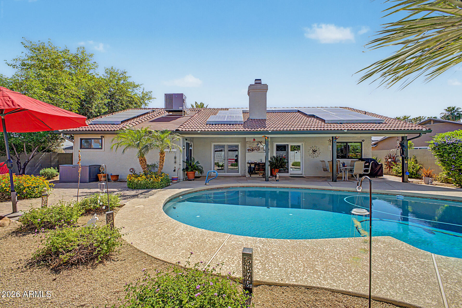 816 E GRANDVIEW Road