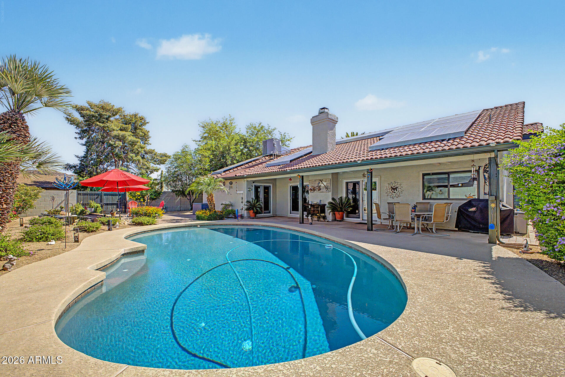 816 E GRANDVIEW Road