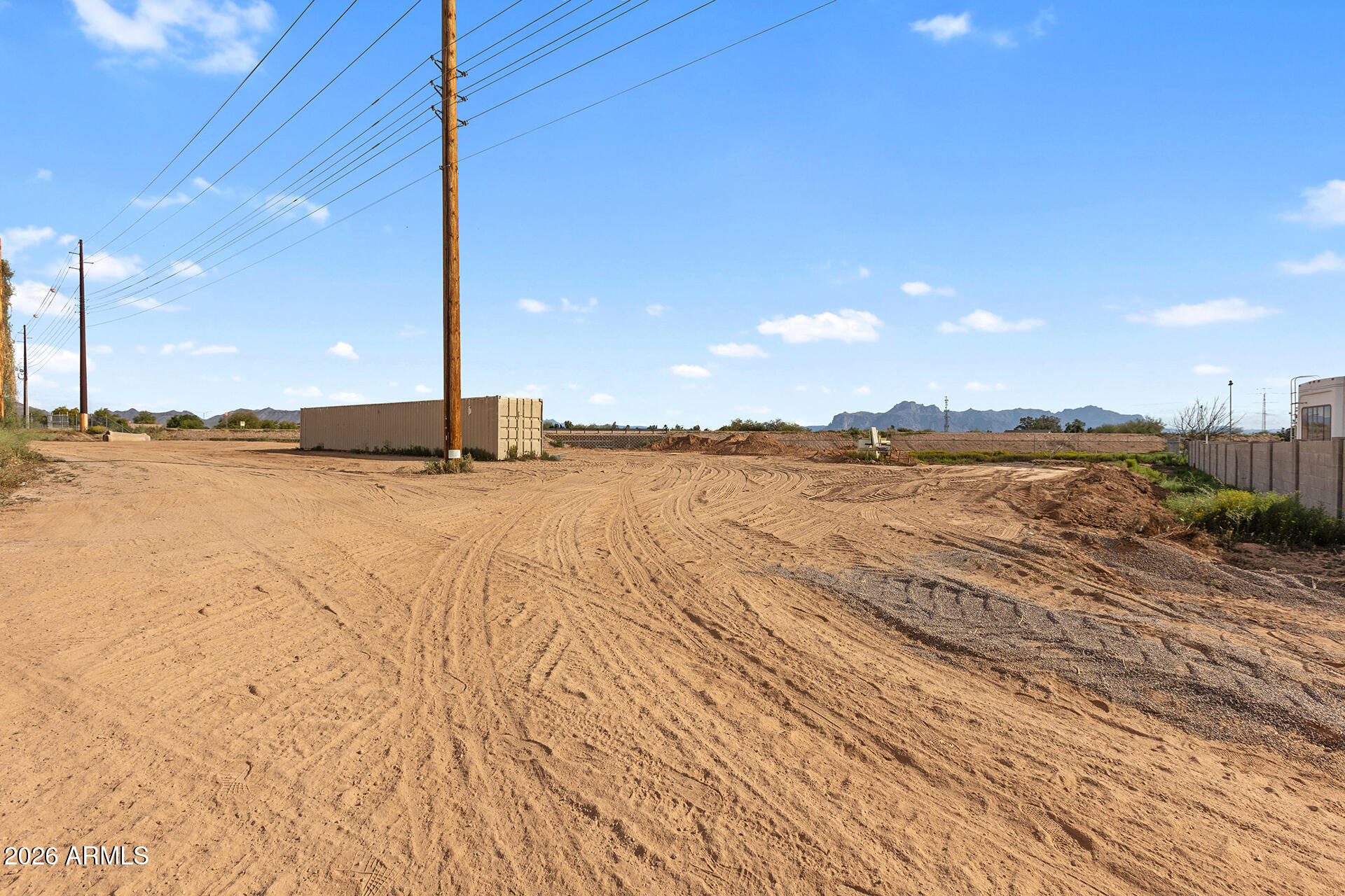 DESERT VILLAGE 3 LT 1-7 22-35 50-63 78-84 - Land