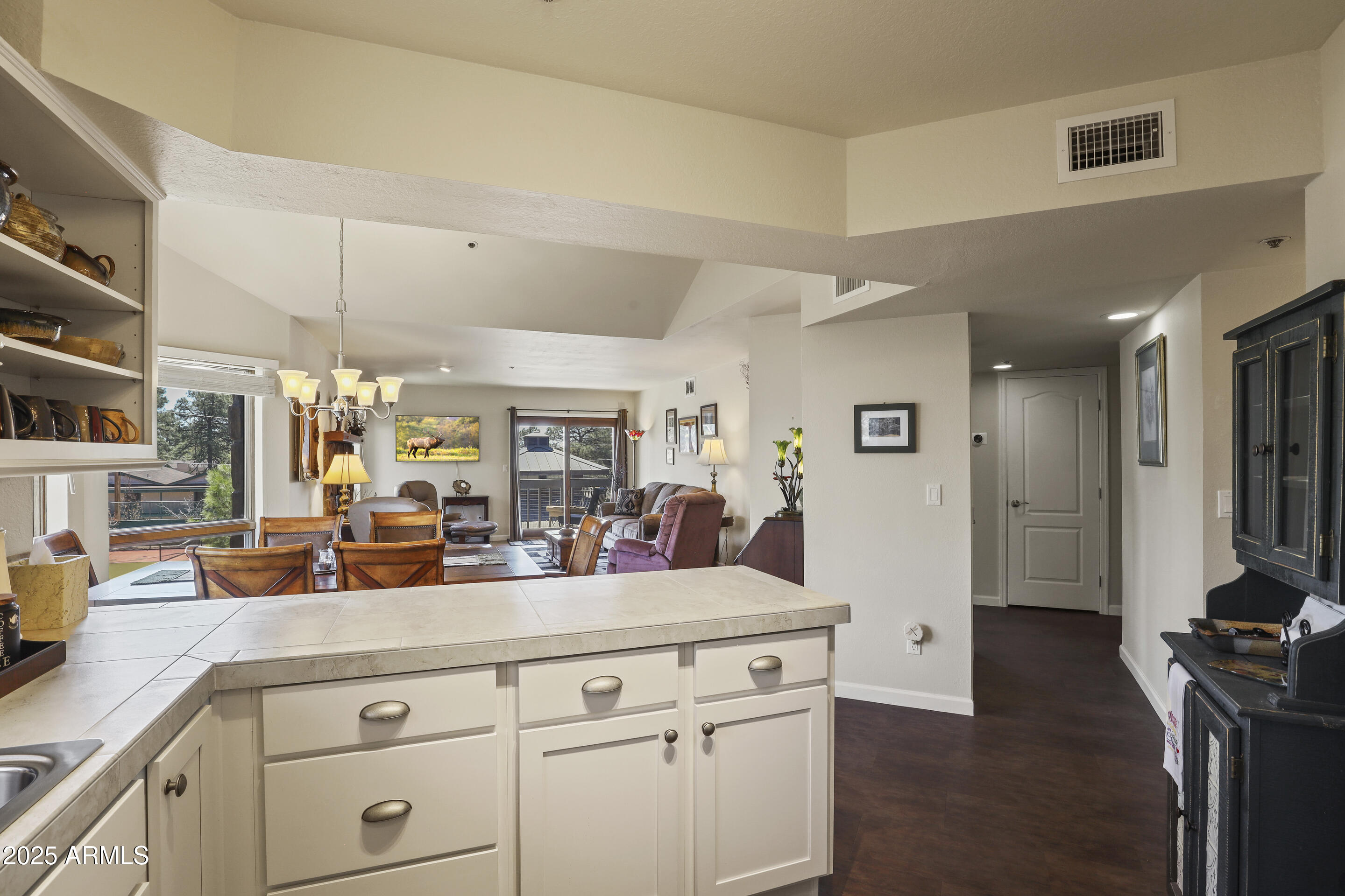 905 N Beeline Highway 17