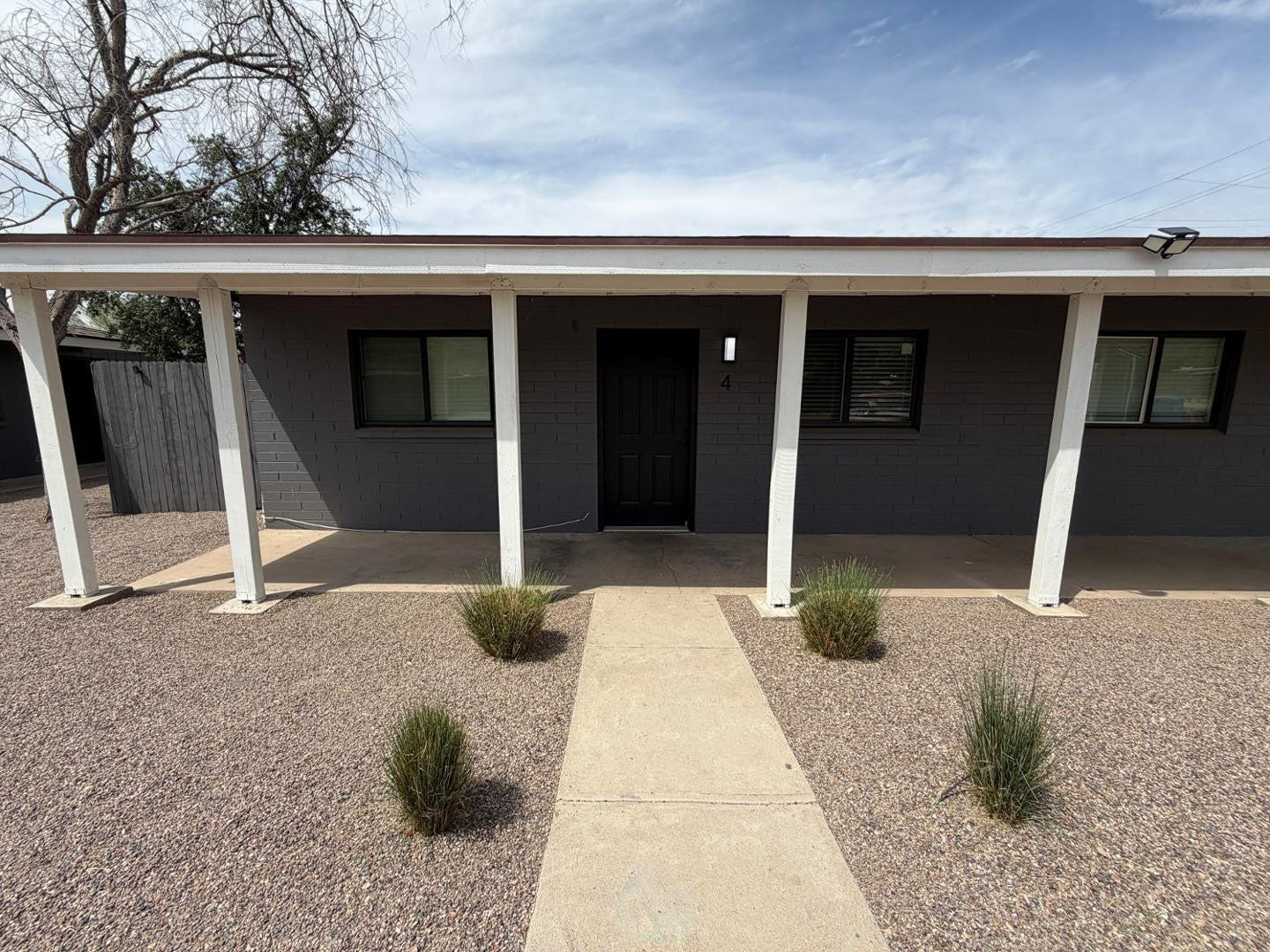 1027 E Dunlap Avenue Apt 1