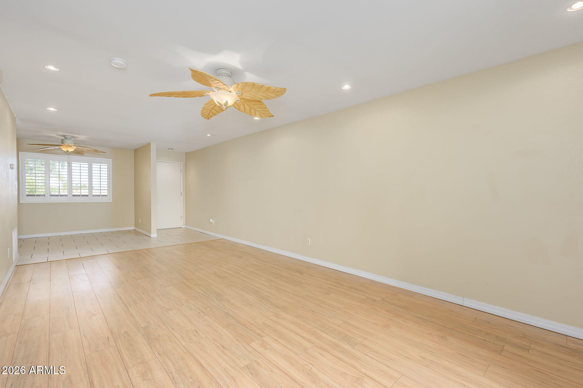 12222 N PARADISE VILLAGE Parkway S 446
