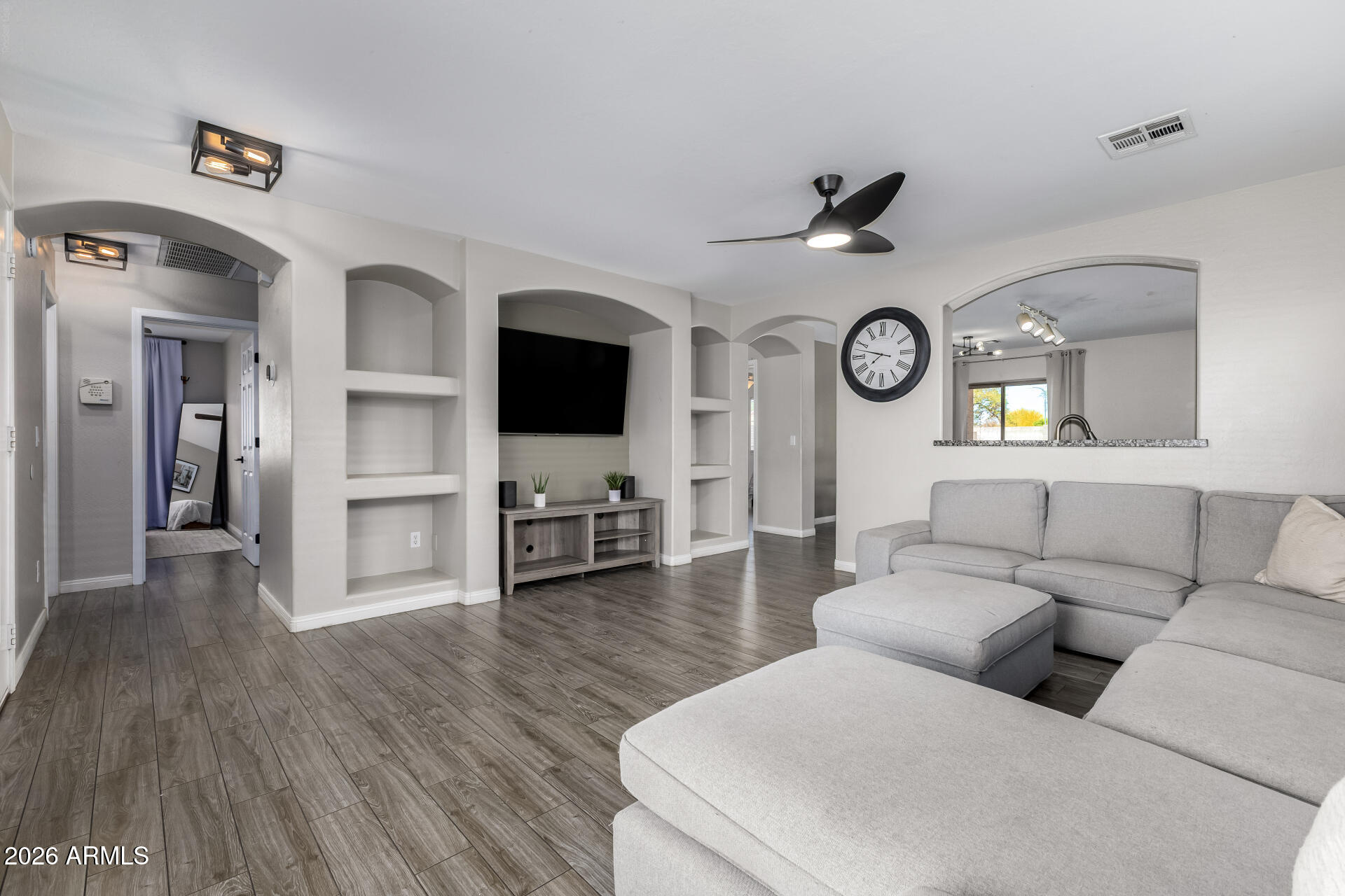 11274 W DEL RIO Lane