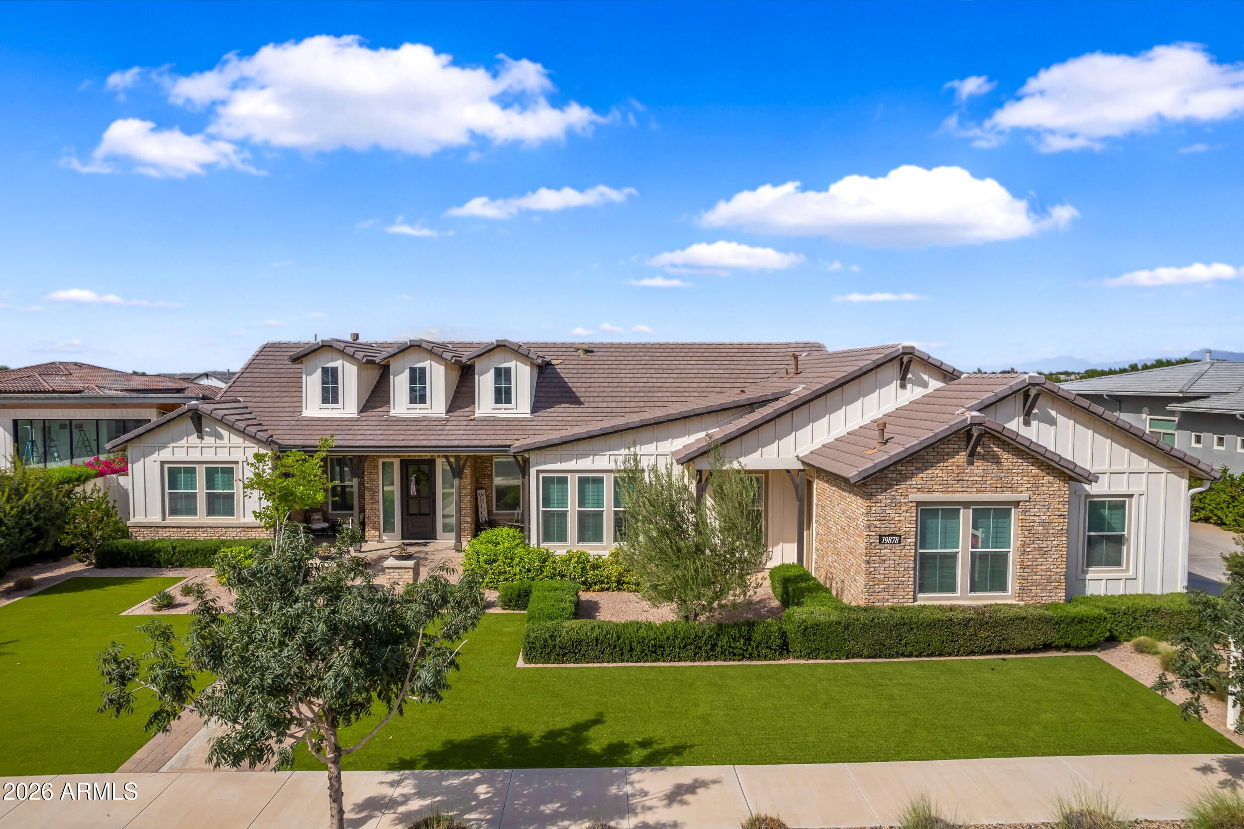 19878 E COUNTRY MEADOWS Drive