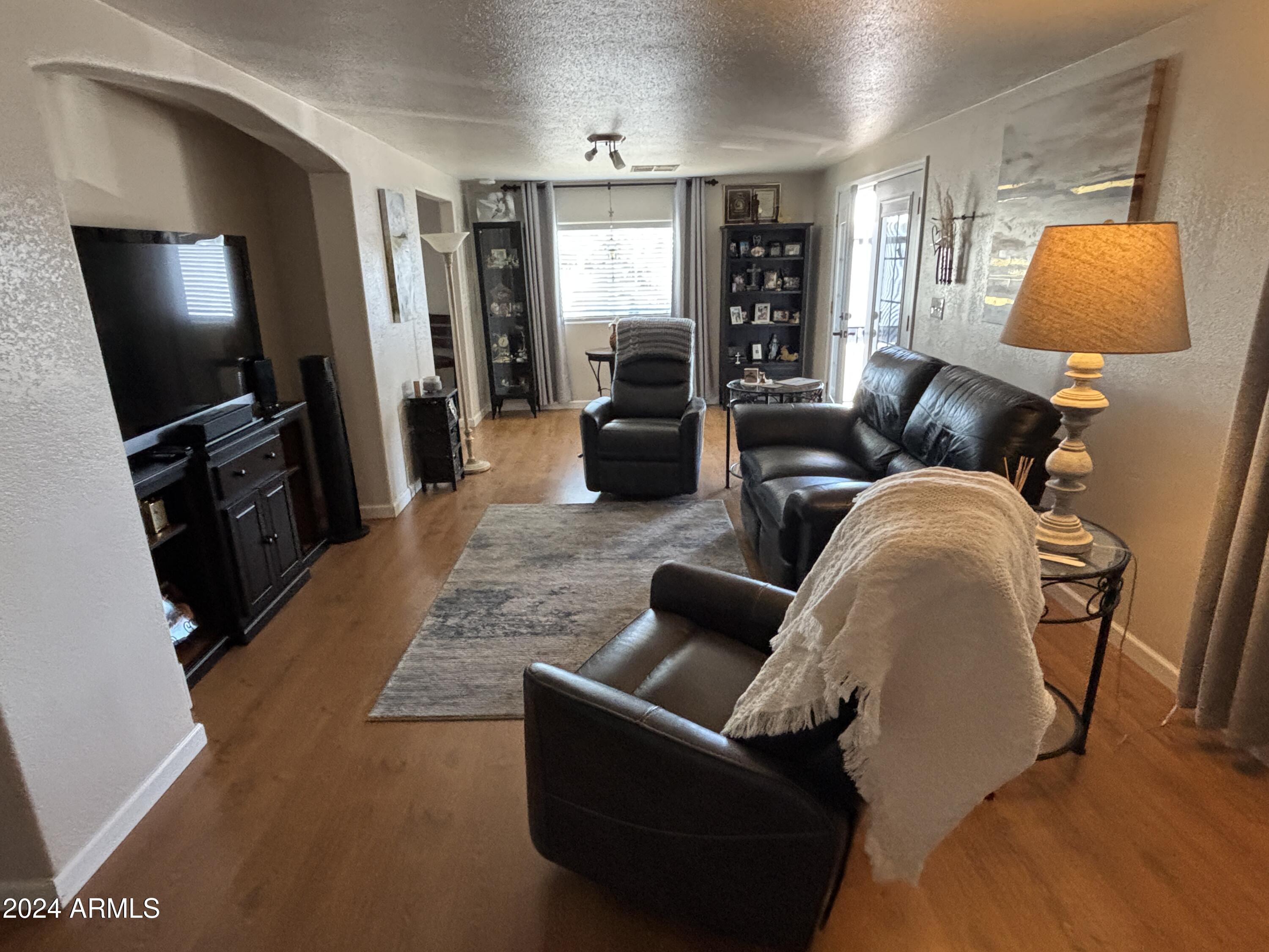 4065 E University Drive 373