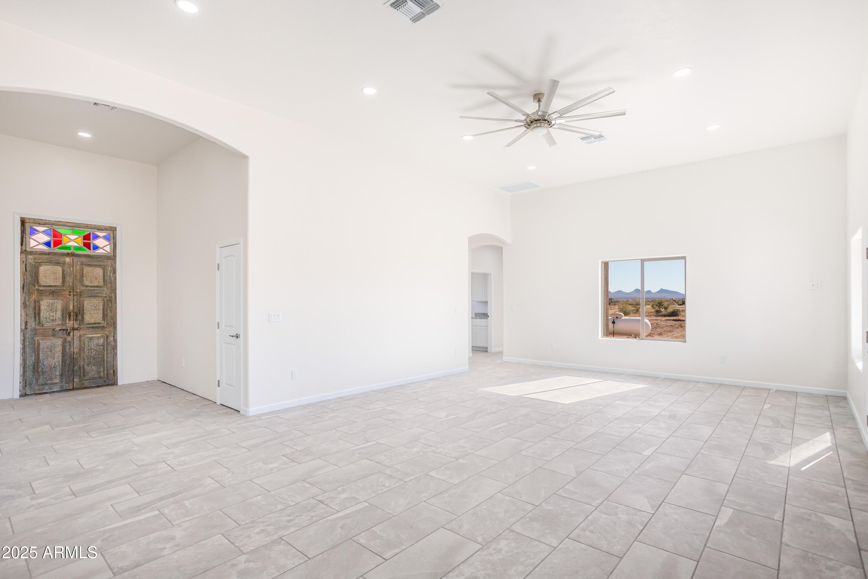 RANCHO ARIZONA - Residential