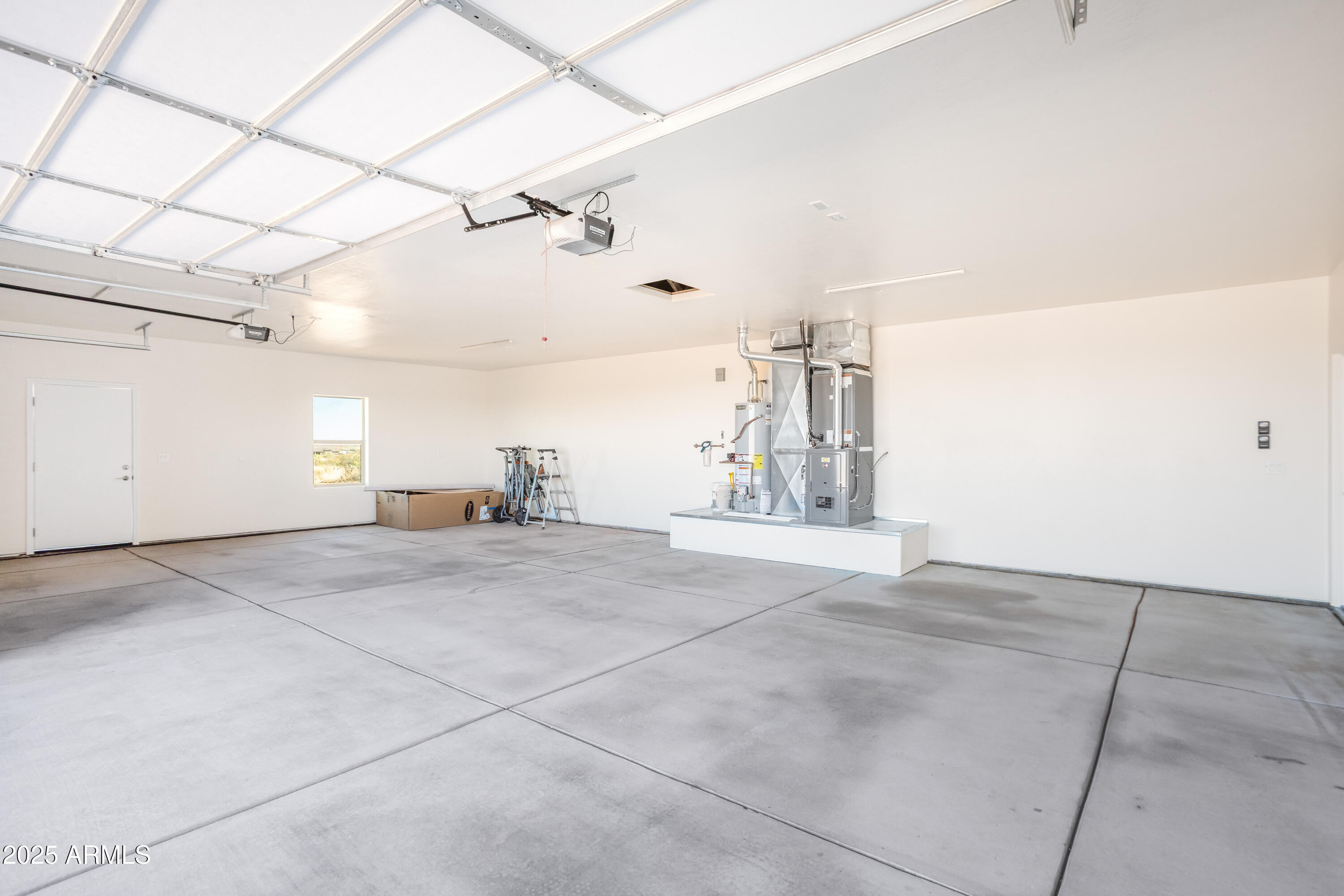 RANCHO ARIZONA - Residential